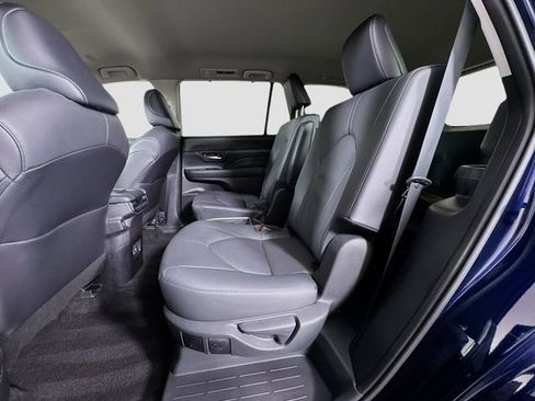 Certified 2024 Toyota Grand Highlander AWD image 26