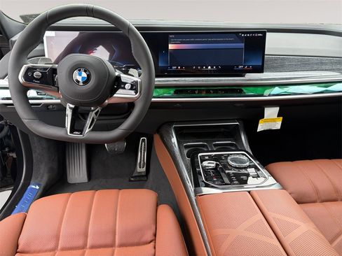 New 2025 BMW 760i xDrive image 10