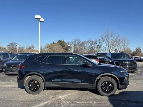 Used 2021 Chevrolet Blazer LT image 4