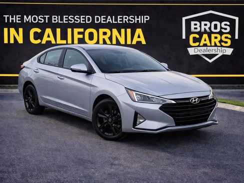 Used 2021 Hyundai Elantra SEL image 1