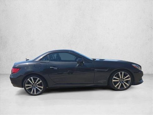 Used 2020 Mercedes-Benz SLC 300 w/ Premium Package image 4