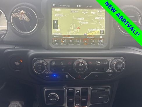 Used 2022 Jeep Wrangler Unlimited Sahara w/ Cold Weather Group image 10