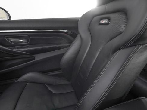 Used 2018 BMW M4 Coupe RWD image 25