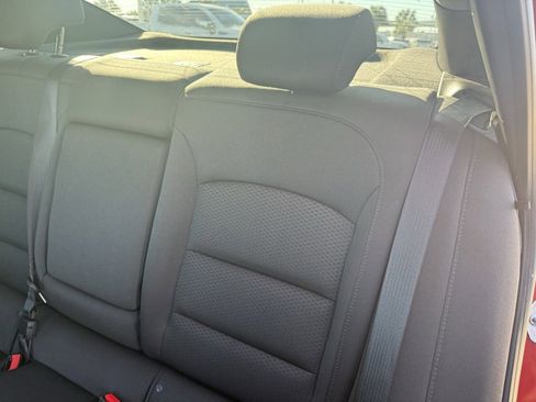 Used 2016 Chevrolet Malibu LT image 30