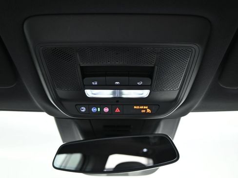 New 2026 Chevrolet Equinox EV LT w/ LPO, Blackout Package AWD/4WD image 49