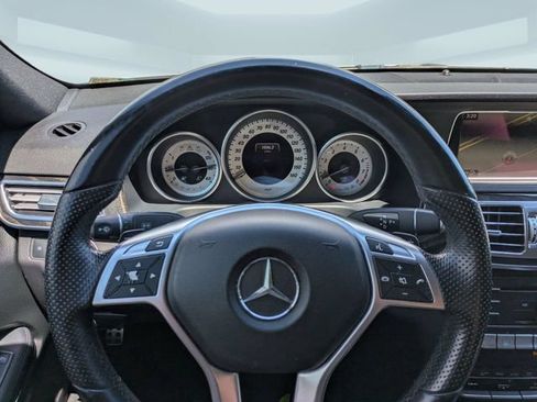 Used 2016 Mercedes-Benz E 350 4MATIC Sedan image 30