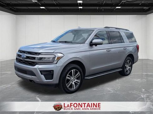 Used 2023 Ford Expedition XLT AWD/4WD image 1