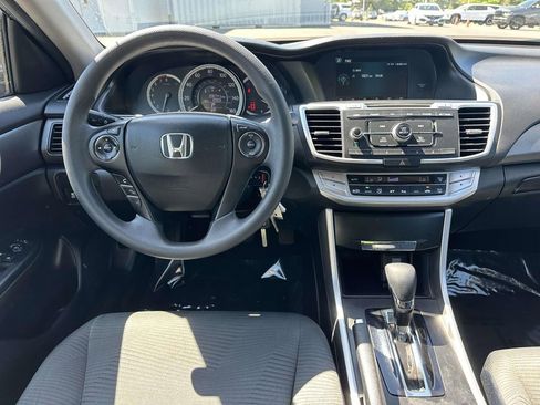 Used 2015 Honda Accord LX image 10