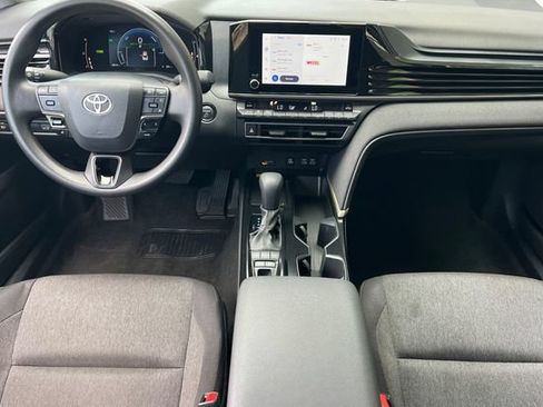 Used 2025 Toyota Camry LE FWD image 16
