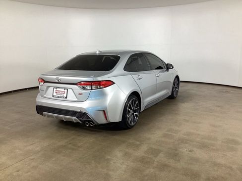 Used 2022 Toyota Corolla SE FWD image 5