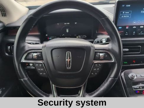 Used 2022 Lincoln Nautilus Reserve image 9