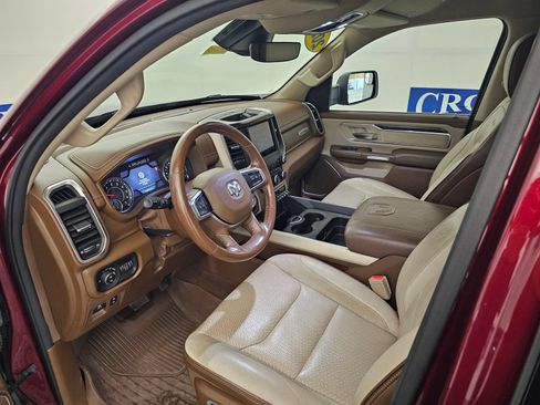 Used 2021 RAM 1500 Laramie AWD/4WD image 3