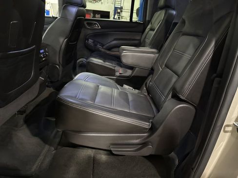 Used 2016 GMC Yukon XL Denali w/ Open Road Package image 38