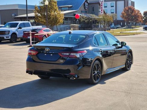 Used 2023 Toyota Camry XSE image 6