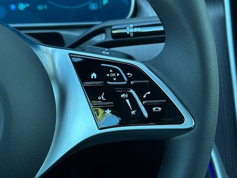 New 2025 Mercedes-Benz C 300 Sedan image 29