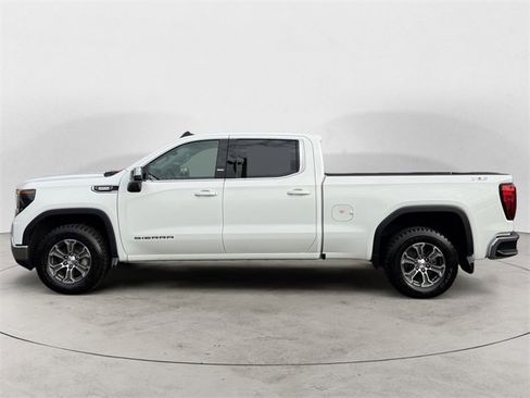 Used 2024 GMC Sierra 1500 SLE image 2
