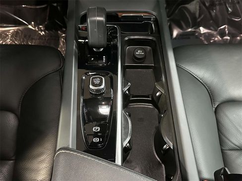 Used 2023 Volvo S60 B5 Plus image 20