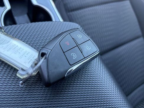 Used 2025 Chevrolet Equinox LT FWD image 25