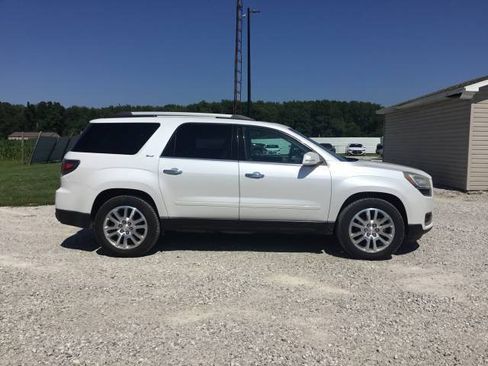 Used 2016 GMC Acadia SLT w/ Premium Edition FWD image 2