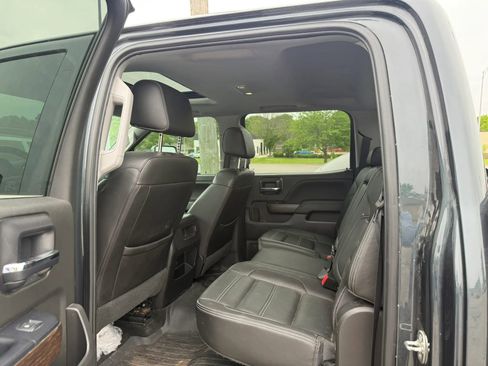 Used 2018 GMC Sierra 1500 Denali w/ Denali Ultimate Package AWD/4WD image 4
