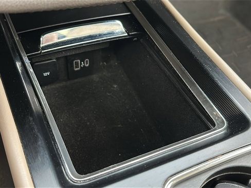 Used 2021 Lincoln Corsair Standard w/ Premium Package image 23