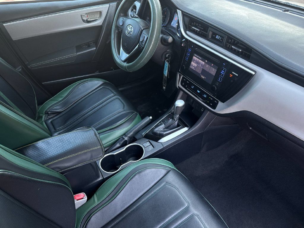 Used 2017 Toyota Corolla LE FWD image 15