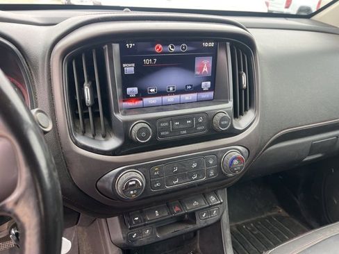 Used 2015 GMC Canyon SLE w/ All-Terrain Package image 15