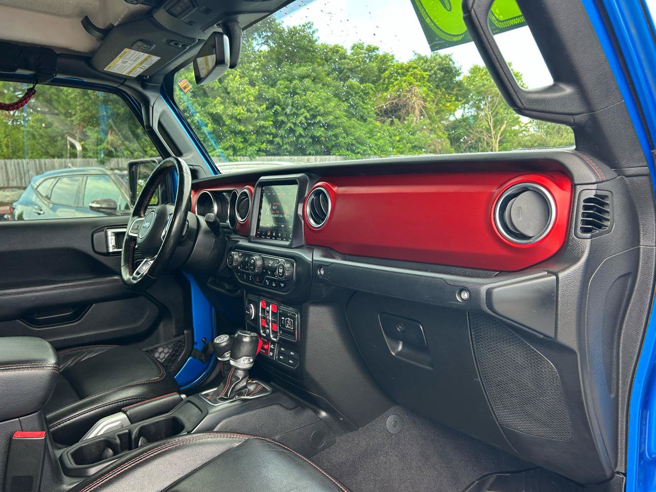 Used 2020 Jeep Gladiator Rubicon AWD/4WD image 8