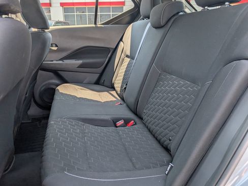 Used 2022 Nissan Kicks SV FWD image 29