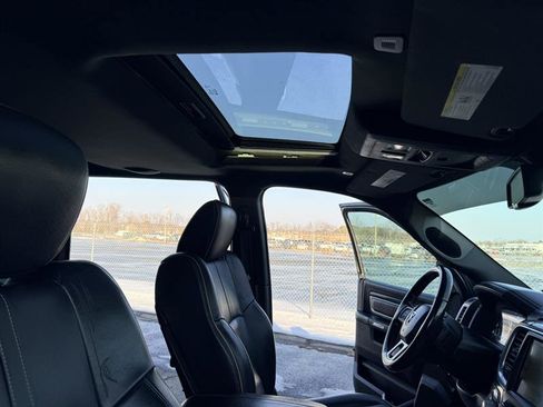 Used 2017 RAM 1500 Limited image 17