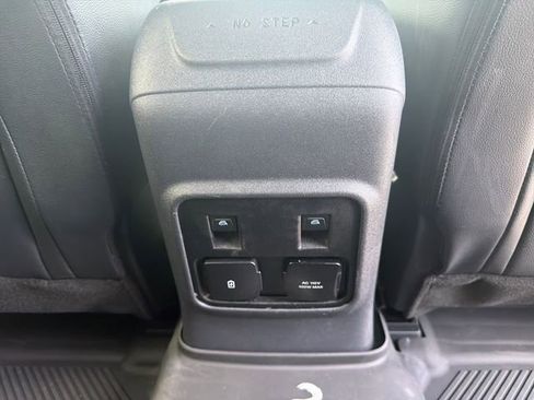 Used 2024 Ford Bronco Wildtrak AWD/4WD image 53