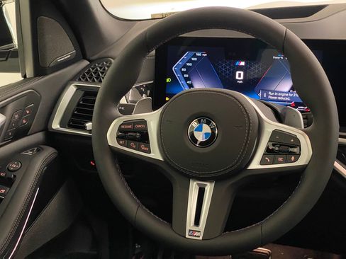 Used 2026 BMW X5 M60i image 16