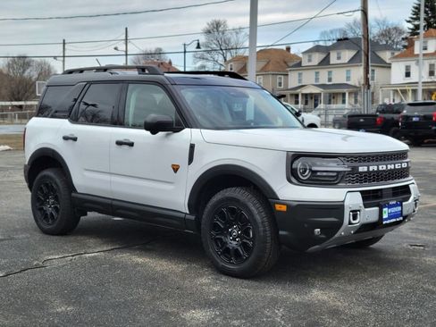 Used 2025 Ford Bronco Sport Badlands AWD/4WD image 7