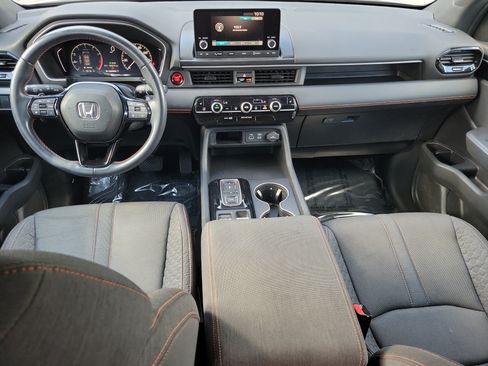 Certified 2025 Honda Pilot Sport image 12