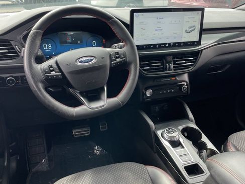 Used 2023 Ford Escape ST-Line Select w/ Tech Pack #2 AWD/4WD image 5