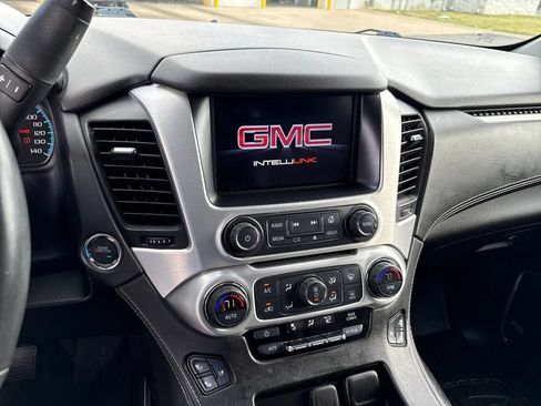 Used 2017 GMC Yukon SLT w/ Premium Edition AWD/4WD image 22