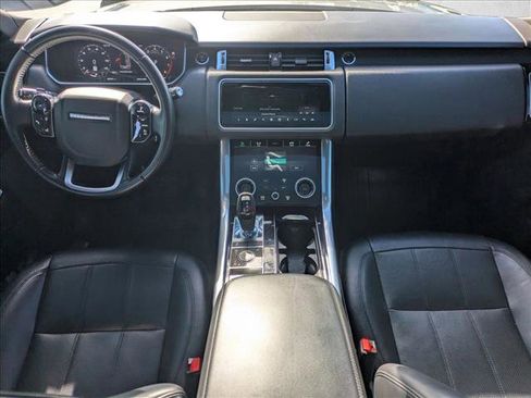 Used 2020 Land Rover Range Rover Sport HSE image 18
