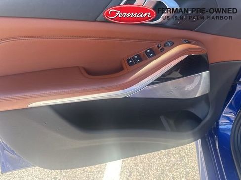 Used 2024 BMW X5 M60i image 11