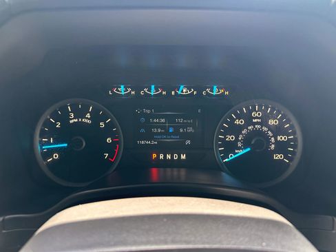Used 2017 Ford F150 XLT w/ Equipment Group 302A Luxury AWD/4WD image 27