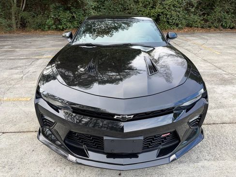 Used 2018 Chevrolet Camaro SS image 16