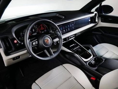 New 2026 Porsche Cayenne AWD/4WD image 18