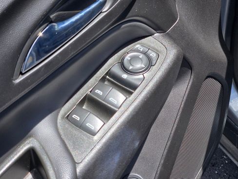 Used 2024 Chevrolet Equinox LT FWD image 22