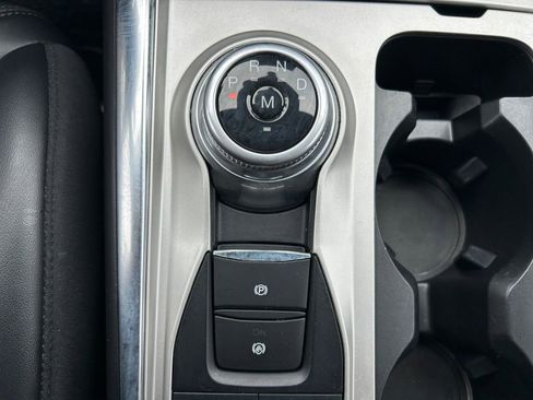 Used 2021 Ford Explorer Platinum w/ Equipment Group 601A image 39