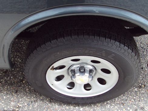 Used 2014 Chevrolet Express 1500 LT w/ LT Preferred Equipment Group image 30