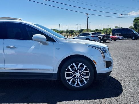 Used 2019 Cadillac XT5 Premium Luxury AWD/4WD image 4