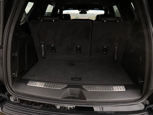 Used 2023 Chevrolet Tahoe RST image 32