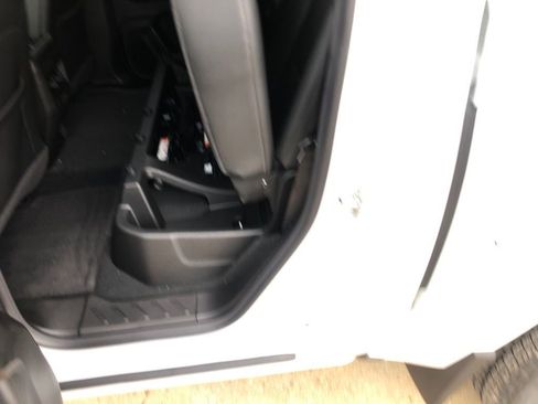 New 2026 Chevrolet Colorado LT w/ LT Convenience Package image 38