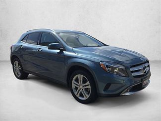 Used 2015 Mercedes-Benz GLA 250 4MATIC video 3