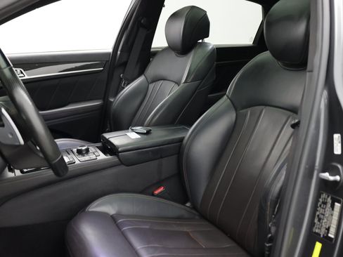 Used 2019 Genesis G80 3.3T Sport RWD image 24