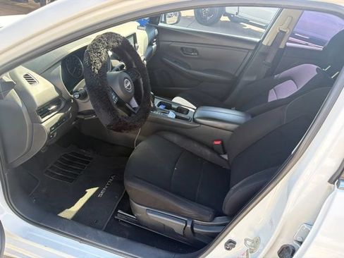 Used 2024 Nissan Sentra S FWD image 12
